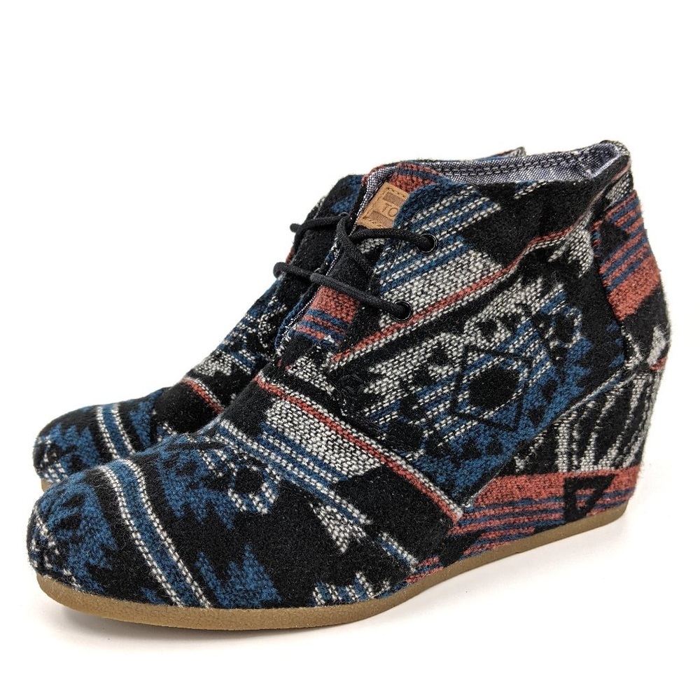 Patterned Wedges - Toms - Picture 2 of 6